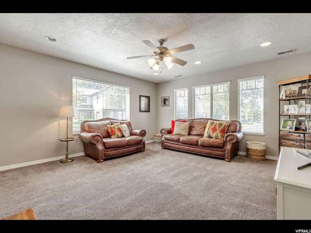 1702 N Pages Place Dr, Bountiful, UT 84010 — photo 5