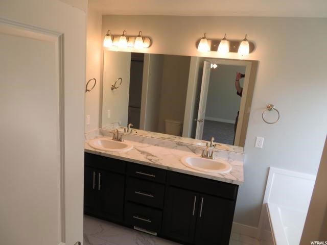 445 S 400 E, Hyrum, UT 84319 — photo 8