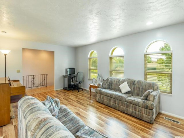 739 E 950 S, Centerville, UT 84014 — photo 7