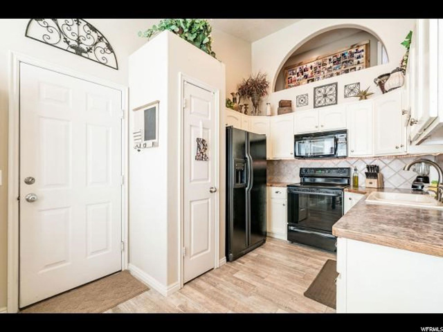 1494 N 2225 W, Clinton, UT 84015 — photo 6