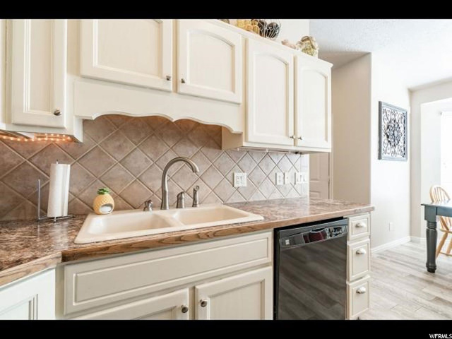 1494 N 2225 W, Clinton, UT 84015 — photo 8