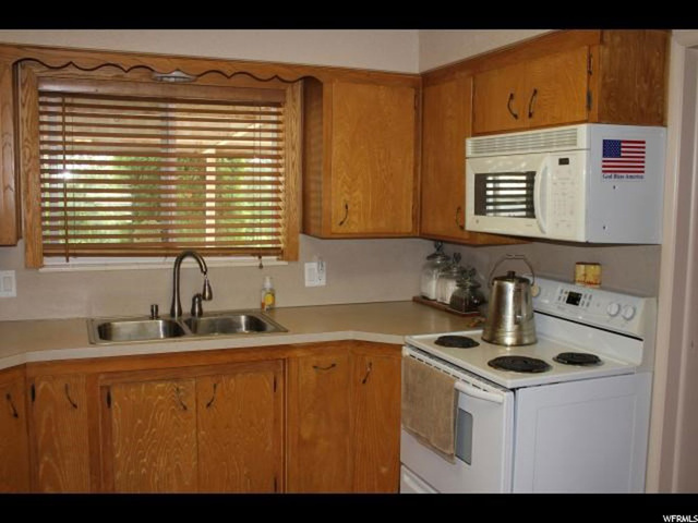 4725 S 6300 W, Hooper, UT 84315 — photo 9