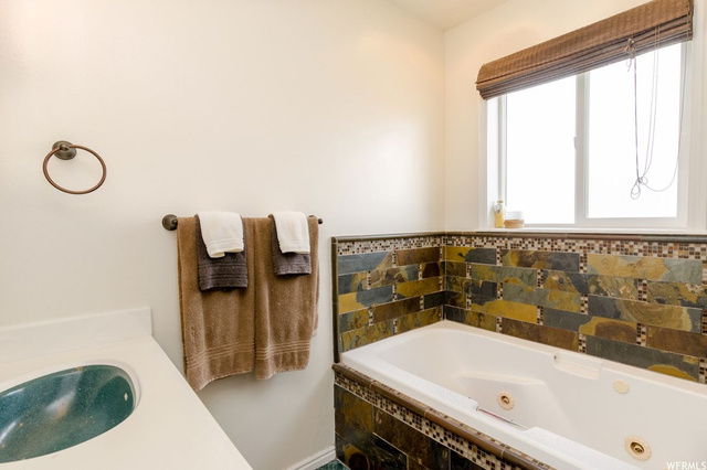 385 E 400 S, Hyrum, UT 84319 — photo 11