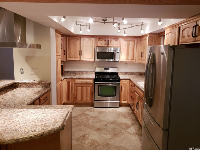 2852 W 6050 S, Roy, UT 84067 — photo 8