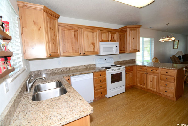 631 W 60 N, Hyrum, UT 84319 — photo 8