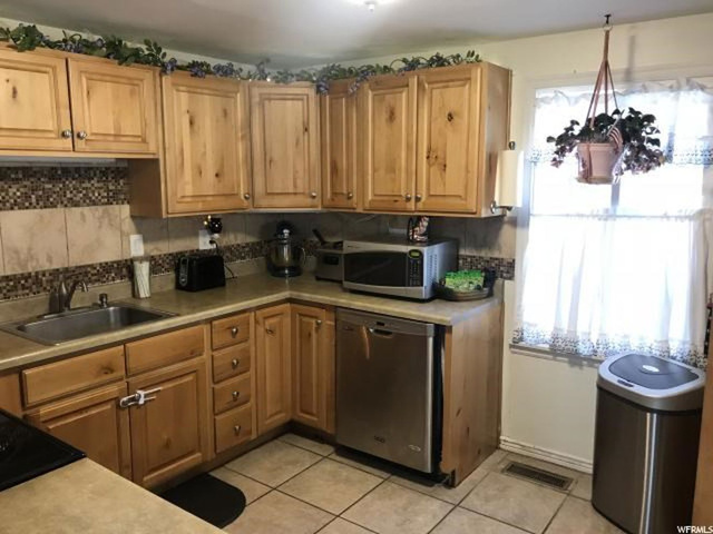 169 S 450 E, Clearfield, UT 84015 — photo 11