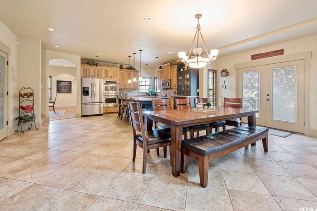 890 E Dutch View Ct, Midway, UT 84049 — photo 2