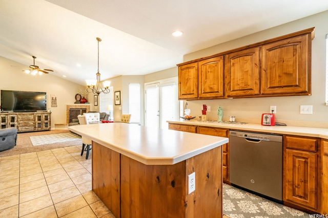 7466 S 1390 E, South Weber, UT 84405 — photo 8