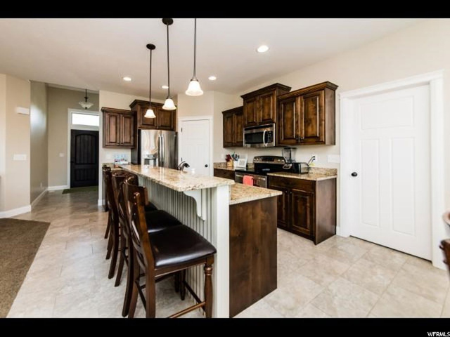 527 S Cardon Ridge Dr, Smithfield, UT 84335 — photo 11