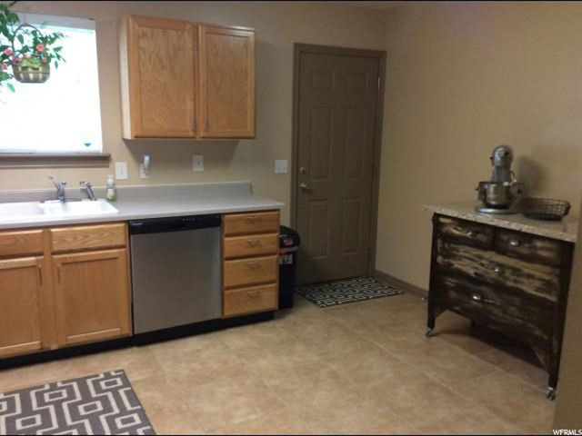 426 E 2050 N #3B, North Ogden, UT 84414 — photo 10
