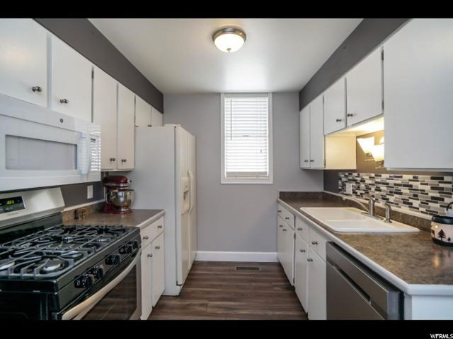 145 E 1100 N ##3-13, Bountiful, UT 84010 — photo 9