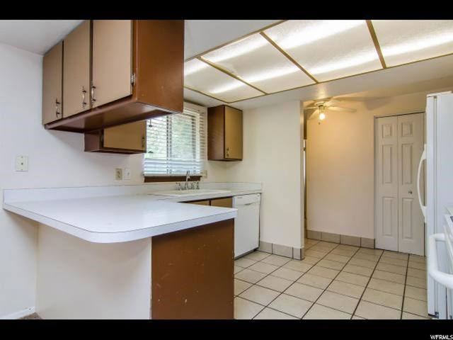 860 E 8600 S, Sandy, UT 84094 — photo 9