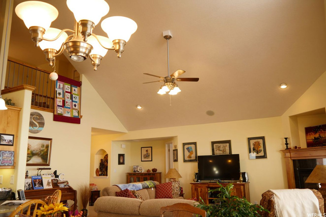 879 E 580 S, Smithfield, UT 84335 — photo 6