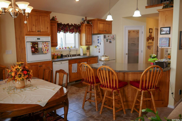 879 E 580 S, Smithfield, UT 84335 — photo 8
