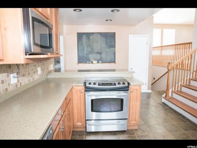 396 E Mountain View Dr S, Sandy, UT 84070 — photo 5