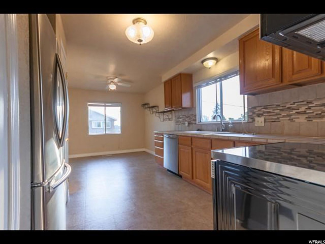 1018 S 110 St W, Orem, UT 84058 — photo 7