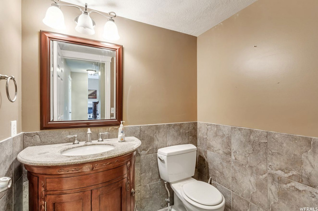 96 E 700 S, Kaysville, UT 84037 — photo 11