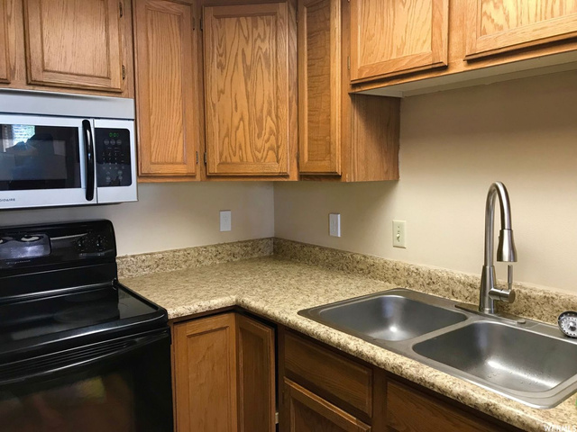 718 S Hanover W, Orem, UT 84058 — photo 8