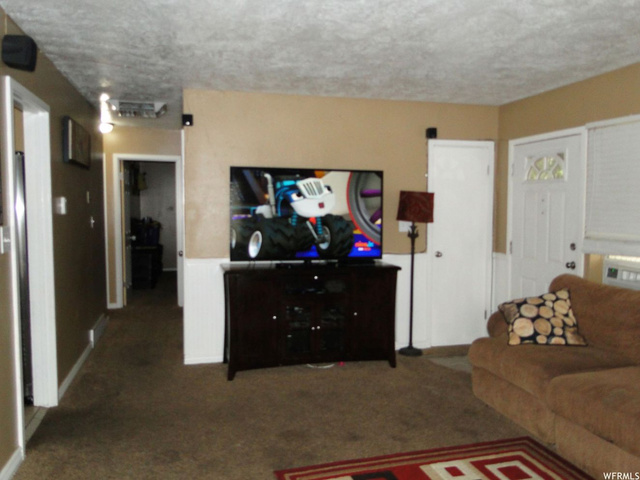 685 E Lockwood Dr, Ogden, UT 84404 — photo 9