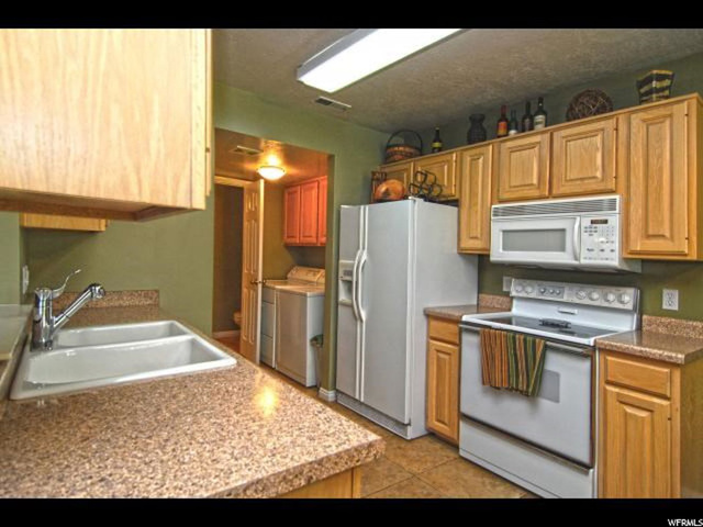 207 E 820 S, Centerville, UT 84014 — photo 7