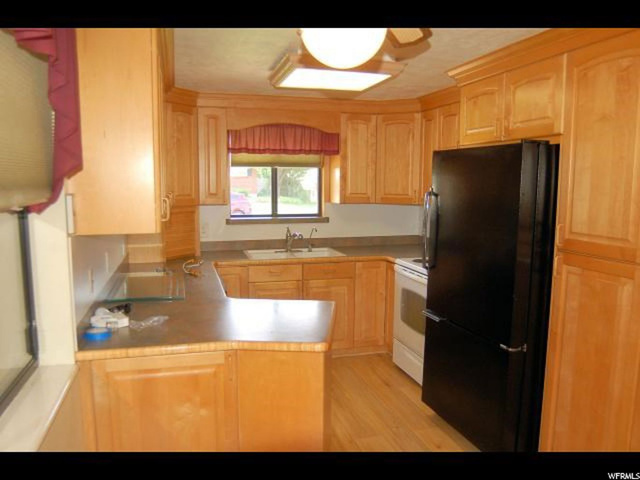 188 W 1400 N, Bountiful, UT 84010 — photo 6