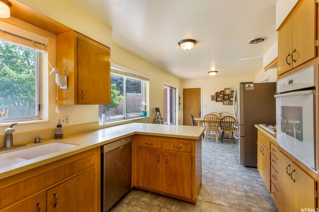 3201 S 75 E, Bountiful, UT 84010 — photo 3