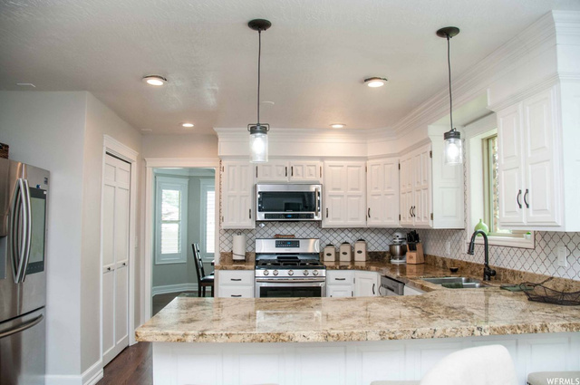 8368 S 1925 E, Sandy, UT 84093 — photo 9