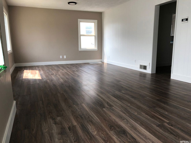 5 E Yale Dr, South Ogden, UT 84403 — photo 2