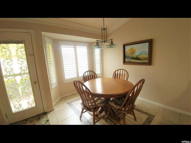 5570 S 600 E, Washington Terrace, UT 84405 — photo 9