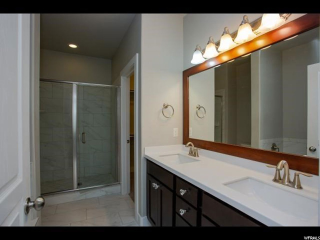 902 S Chestnut Dr E, Fruit Heights, UT 84037 — photo 11