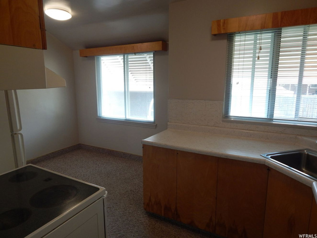 130 S Ross Dr E, Clearfield, UT 84015 — photo 7