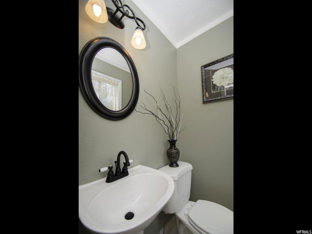 1808 S Oak St E, Ogden, UT 84401 — photo 8