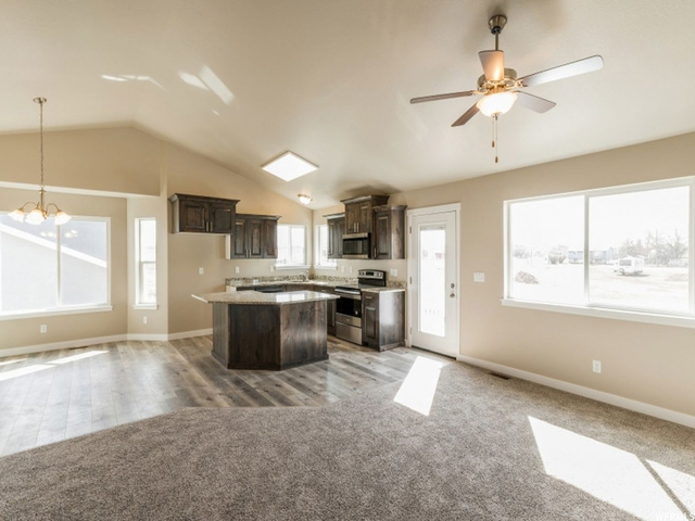 3923 W 5425 S, Roy, UT 84067 — photo 6