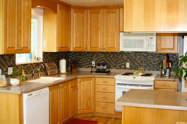 3813 N Foothill Dr E, Provo, UT 84604 — photo 3