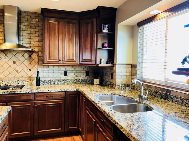 1830 E 1275 N, Layton, UT 84040 — photo 8