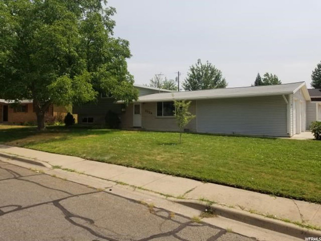 2024 N 300 W, Sunset, UT 84015 — photo 2
