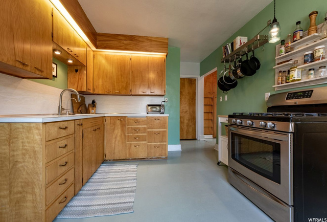 250 N 100 E, Smithfield, UT 84335 — photo 6
