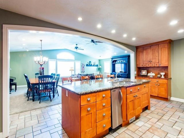 534 E Wilford Ave, Murray, UT 84107 — photo 9