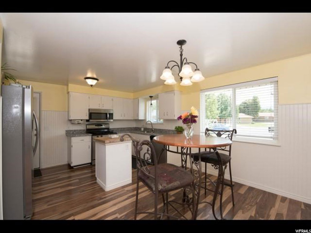 26 W 900 N, Bountiful, UT 84010 — photo 10