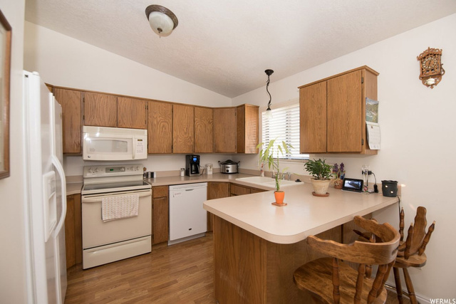 876 S Sunflower Dr, Ogden, UT 84404 — photo 8