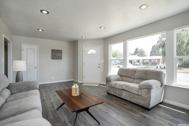 5257 S 2375 W, Roy, UT 84067 — photo 8