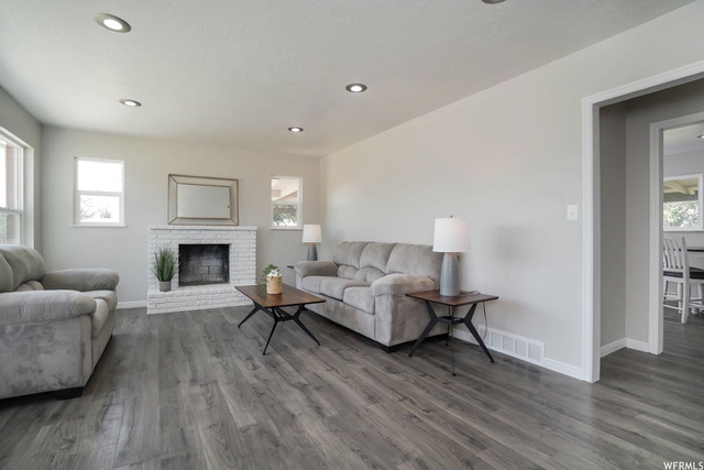 5257 S 2375 W, Roy, UT 84067 — photo 10