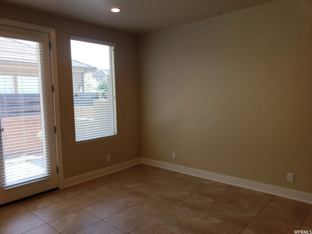 4209 E Torrey Pines Dr, St. George, UT 84770 — photo 4