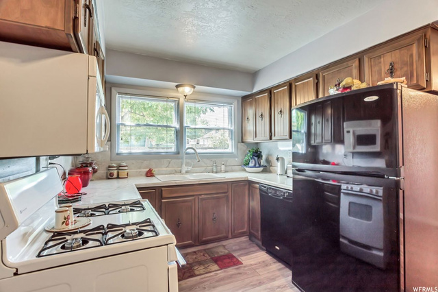 333 W 150 S, Bountiful, UT 84010 — photo 5