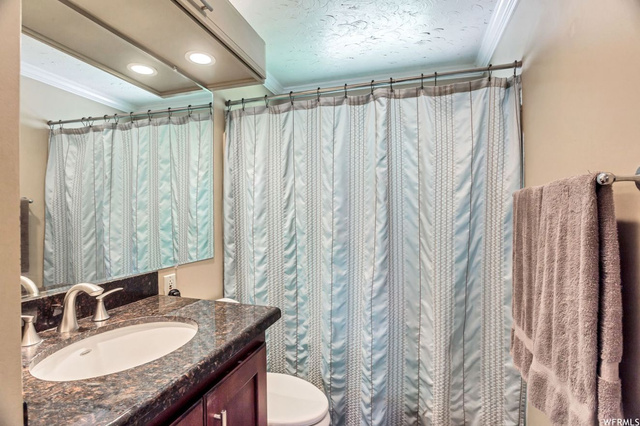 339 E 700 S, River Heights, UT 84321 — photo 6