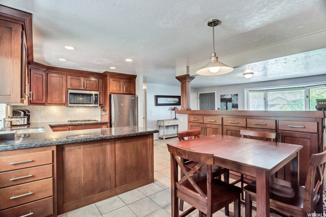 339 E 700 S, River Heights, UT 84321 — photo 5