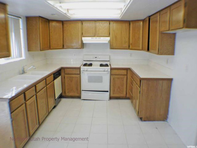 869 E 1325 N, Ogden, UT 84404 — photo 2