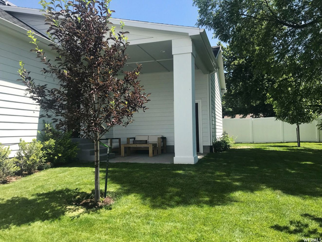67 W 900 N, Bountiful, UT 84010 — photo 5