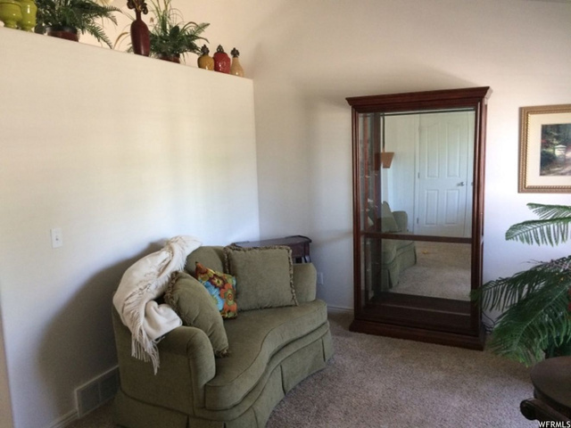 4261 W 4800 S, Roy, UT 84067 — photo 6