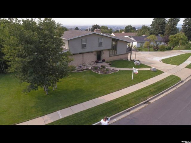 2524 Edgehill Dr, Bountiful, UT 84010 — photo 2